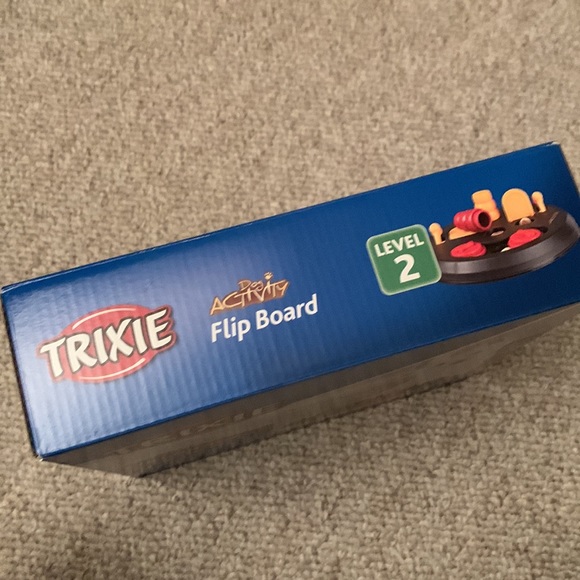 Brand New Trixie Dog Activity Flip Board Strategy Game - Picture 5 of 5